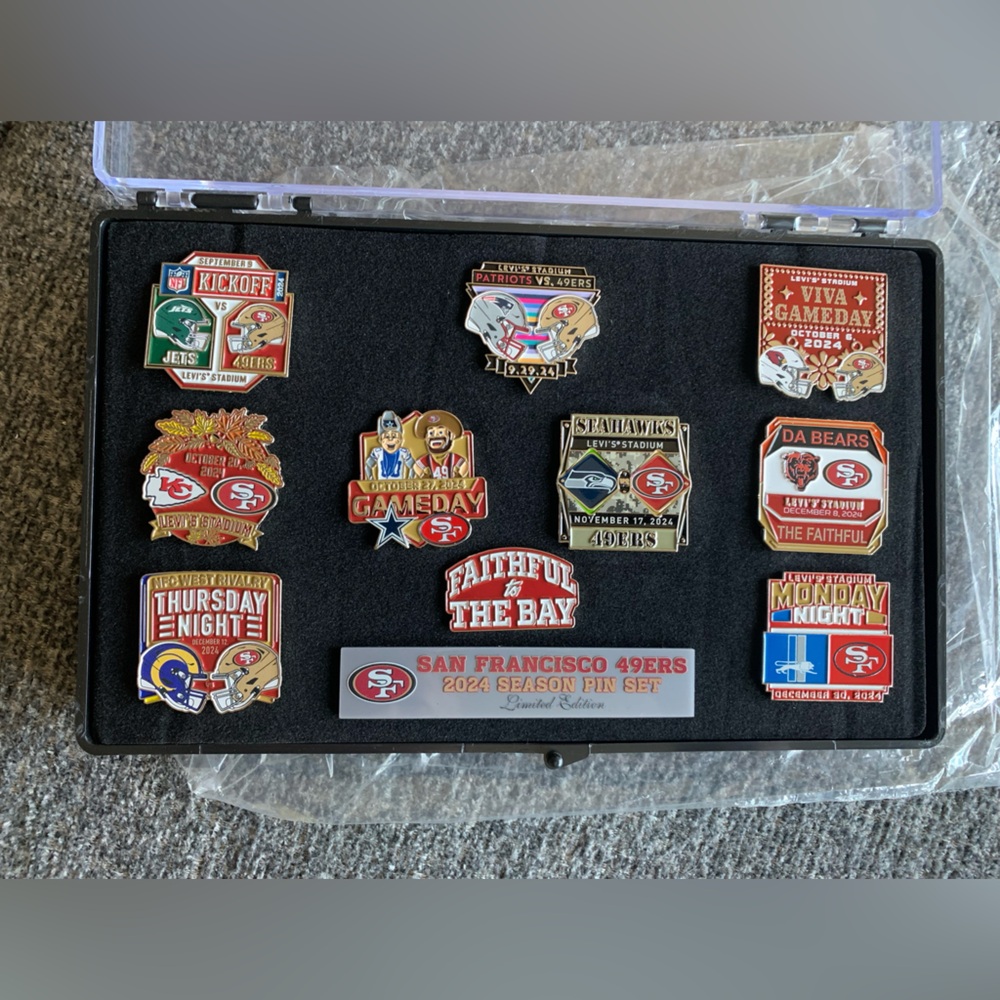 San Francisco 49ers 2024 Levi’s Stadium Season Pin Set NIB 🌴